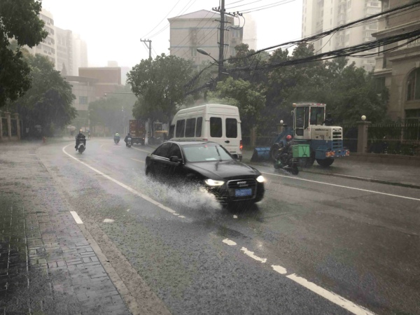 安徽遭遇大暴雨，土壤墑情持續(xù)過多